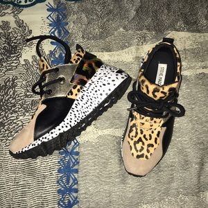 Steve  madden animal print shoes